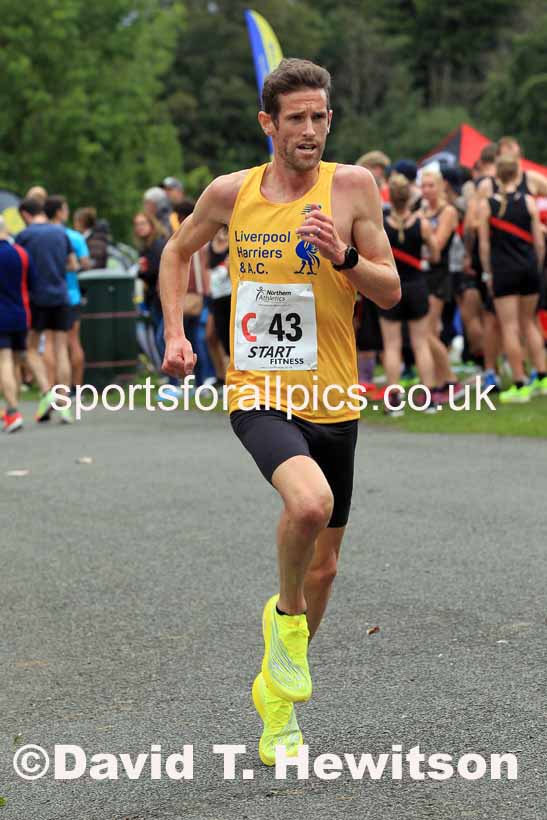 Senior mens Northern 6 Stage Relay, 2023 Northern 6 and 4 Stage Relays and Youngsters, Birkenhead Park, Wirral.  Photo: David T. Hewitson/Sports for All Pics